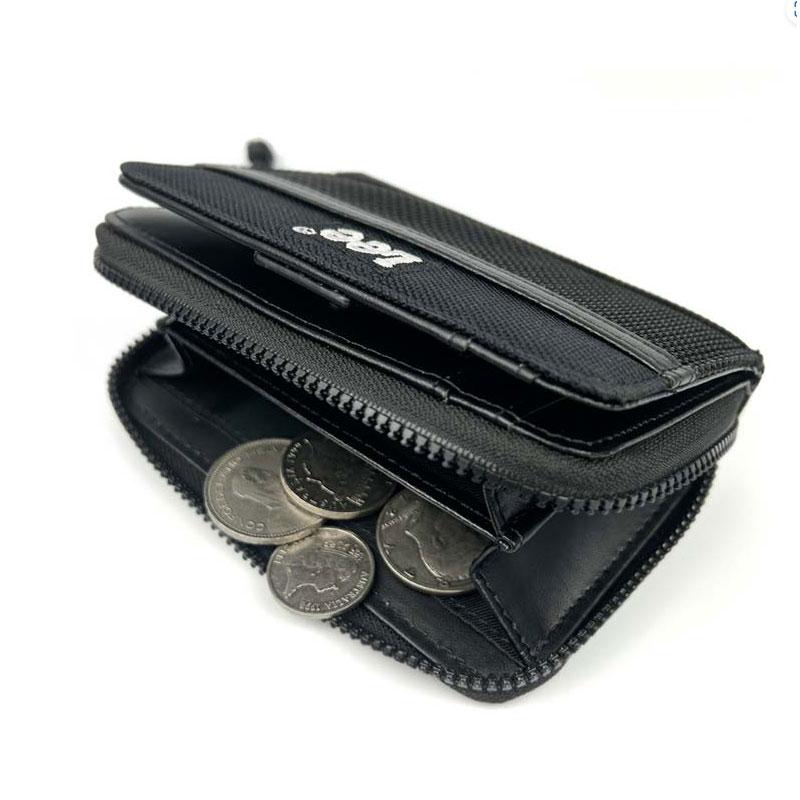 リー Lee 軽量ナイロン 刺繍ロゴ 二つ折り財布 コンパクトウォレット メッシュポケット付き 合成皮革 0520699メール便配送商品 正規取扱店 |  | 09