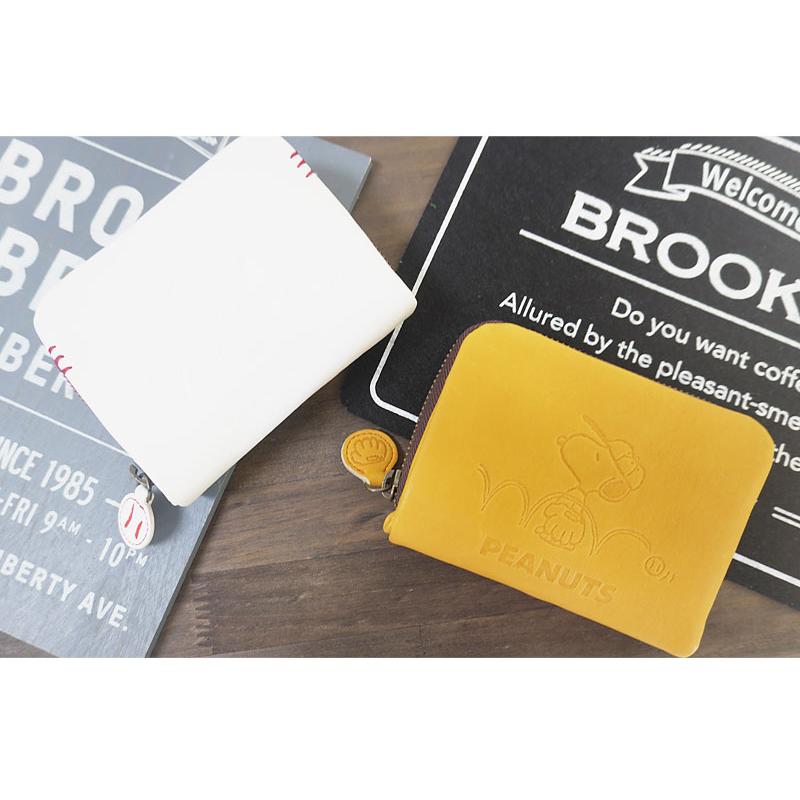 ピーナッツ PEANUTS スヌーピー SNOOPY ラウンドファスナー二つ折り財布 BALL  73035 正規取扱店 |  | 02