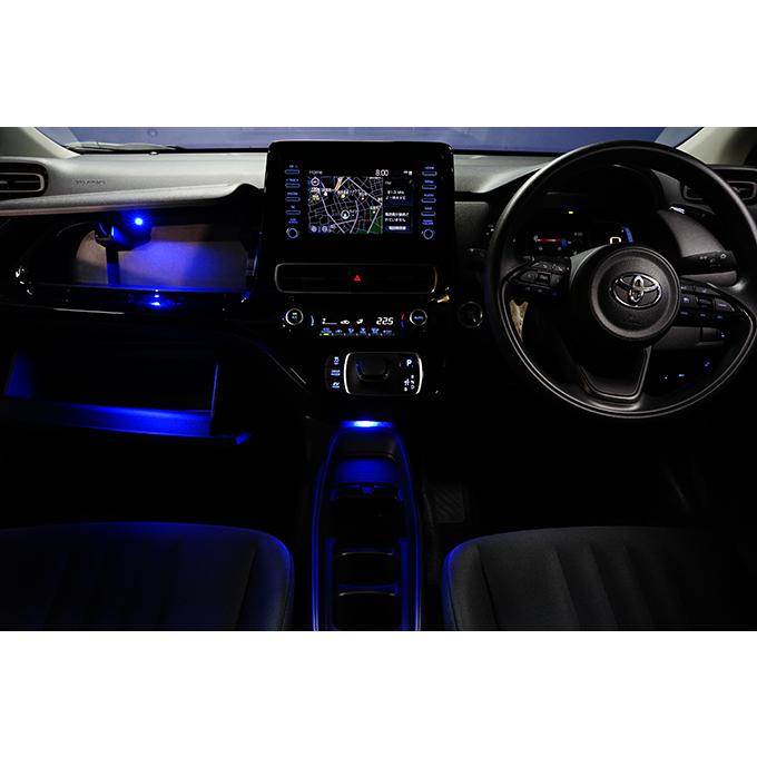 トヨタ アクア（型式：10系（年式：R3.7〜））調光機能付！LEDダッシュ