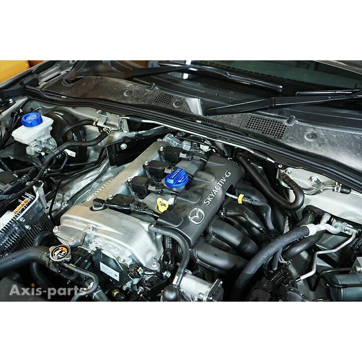 マツダ SKYACTIV TECHNOLOGY エンジンカバー 赤 アクセラ マツダ アクセラ(型式：BM/BY)アルミ製エンジンオイル