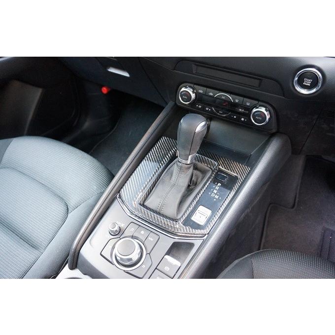 在庫あり）マツダ CX-5（KF）専用ドライカーボン製シフトパネルカバー