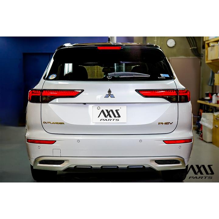 三菱（MITSUBISHI） アウトランダーPHEV（型式：GN0W）テールランプ