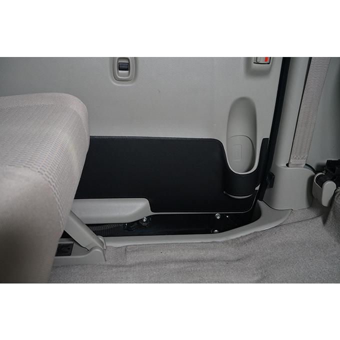 トキ スズキ XBEE 新型対応 クロスビー MN71S MND1S ドアトリムガード