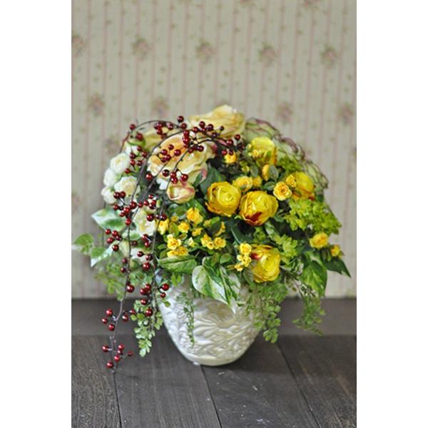 黄色い薔薇のフラワーアレンジメント 黄色いバラのフラワーアレンジメント[21002003949]の写真