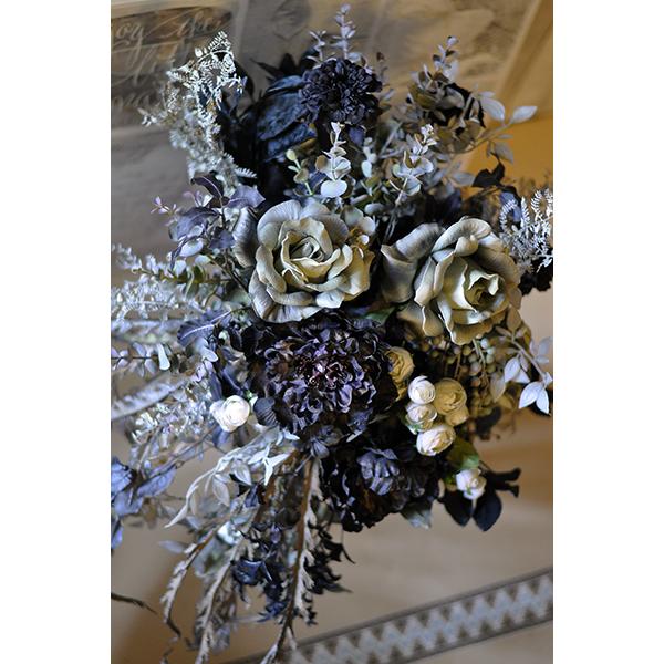 白黒グレー、モノトーンのアーティフィシャルフラワーアレンジメント