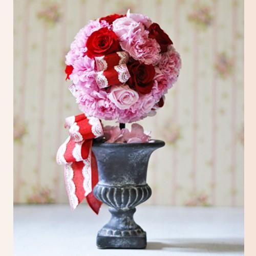 赤いプリザーブドフラワーの可愛いトピアリーアレンジ「Cherry」
