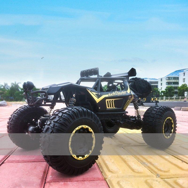 超歓迎 ラジコンカー 4wd Rcカー 1 8 オフロード プレゼント 子供 お歳暮 クリスマス 初心者向け リモコンおもちゃ 車おもちゃ 電動 50cm 自動車 カラー シャンパンゴールド