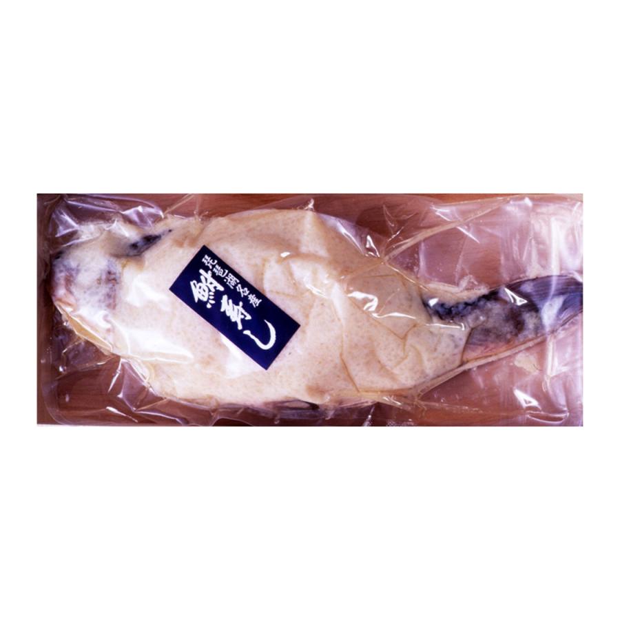 珍味 肴 滋賀 鮒寿し 子持ち 1本もの 中サイズ 天然 ニゴロブナ [ あゆの店きむら ] 鮒ずし 鮒寿司 ふなずし お取り寄せ グルメ ご当地 |  | 01