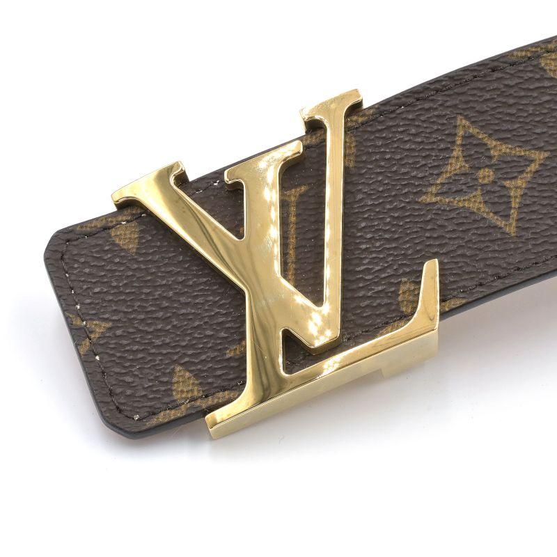 LOUIS VUITTON（ルイ・ヴィトン） サンチュールLVイニシャル 80/32