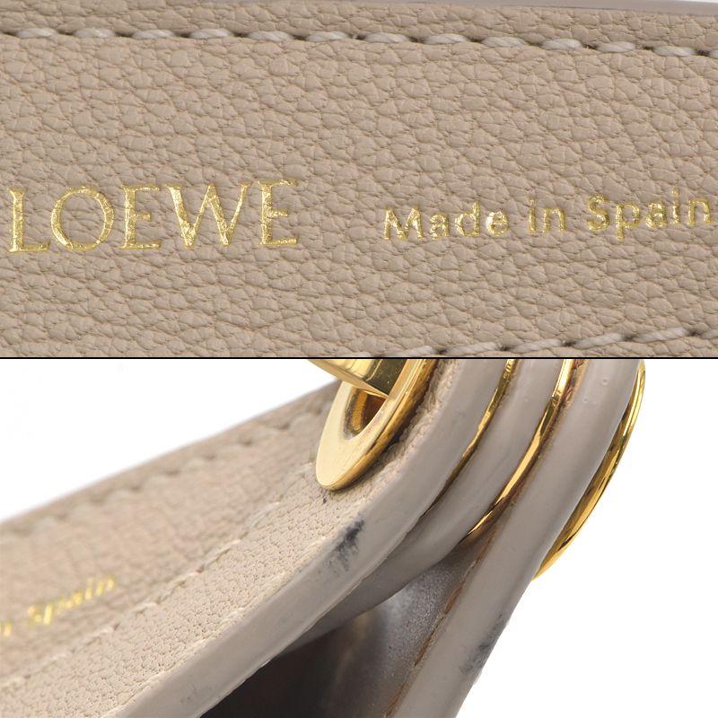 LOEWE（ロエベ） ルナ レザー ベージュ ショルダーバッグ ワン