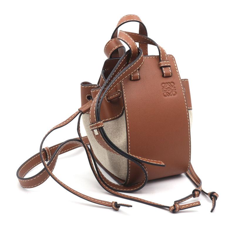 LOEWE ロエベ ハンモック ドローストリングバッグ ミニ レザー LOEWE ロエベ ハンモック ドローストリングバッグ ミニ レザー