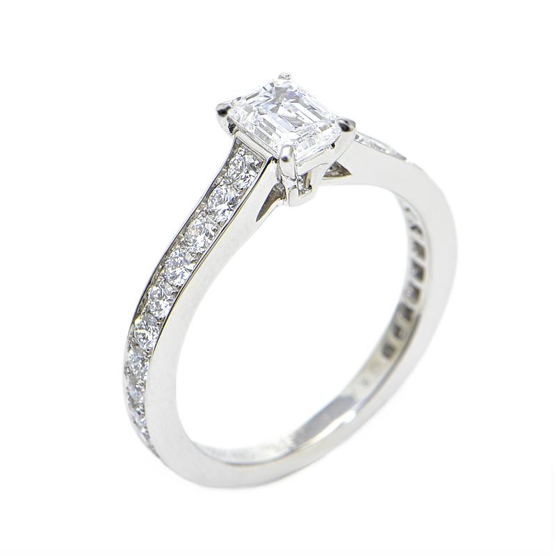 グラフ Dカラー/VS1/0.52ct エメラルドカット ダイヤモンドリング 8号 