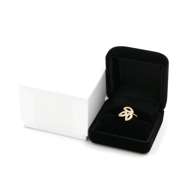 【黒ねこ出品】 ハリーウィンストン　リリークラスター　ミニリング Lily Cluster by Harry Winston ハリーウィンストン リリークラスター