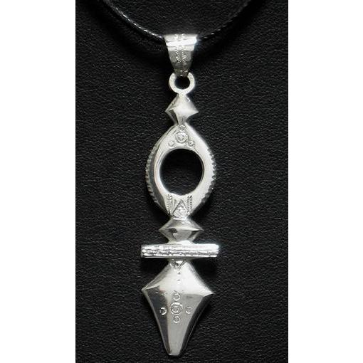 【 アガデスクロス八角飾皿 】　トゥアレグクロス彫金壁掛　アルジェリア骨董　僅少 トゥアレグクロス（ザンデールクロス・大） アフリカ 民族柄