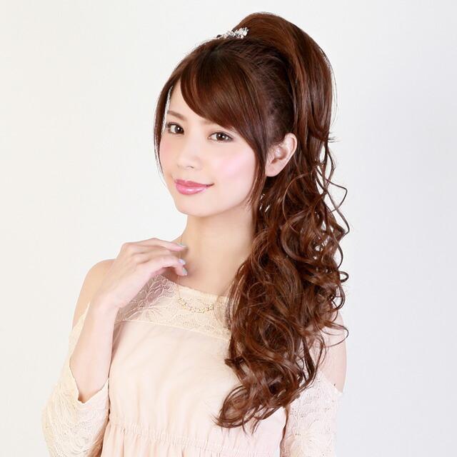 Sourire　アナ風　三つ編み　豪華版　ウイッグ　【リピート割引き】 Dハロ アナ雪 アナ三つ編み 風 豪華版 オーダー ウィッグ - メルカリ