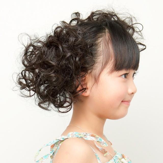キッズウィッグ 子供用 シュシュ つけ毛 ガールズ ドーリーカール 七五三 ダンス 発表会 クリスマス会 お遊戯会 初詣 Gvs 03 ウィッグと和装 つけ毛のアゼリア 通販 Yahoo ショッピング