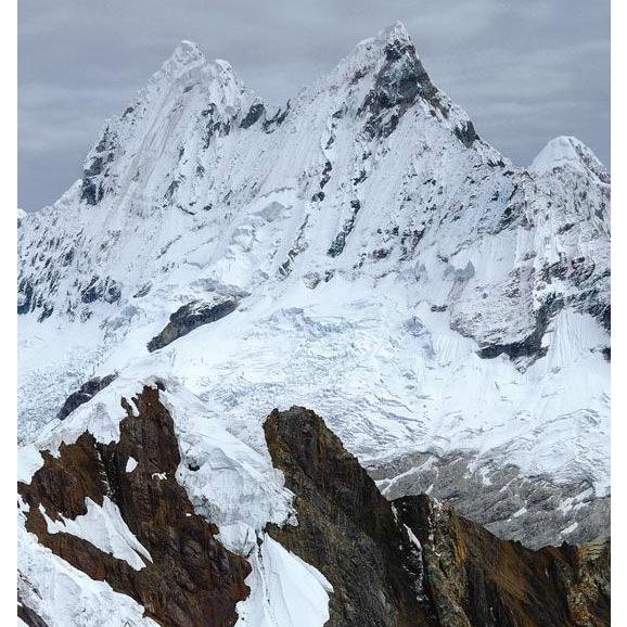 Three Climbers 【断頭台】