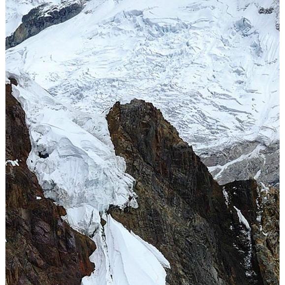 Three Climbers 【断頭台】