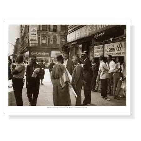 マルコム Ｘ Captain Joseph & Jesus Emmanuel 7th Avenue and 125th Street Harlem 1962（クリュタス スミス） 額装品 ウッドハイグレードフレーム｜aziz｜03