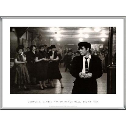 【爆売りセール開催中！】 Irish Dance Hall Bronx NYC 1954（ジョージ ジンベル） 額装品 アルミ製ハイグレードフレーム ポスター
