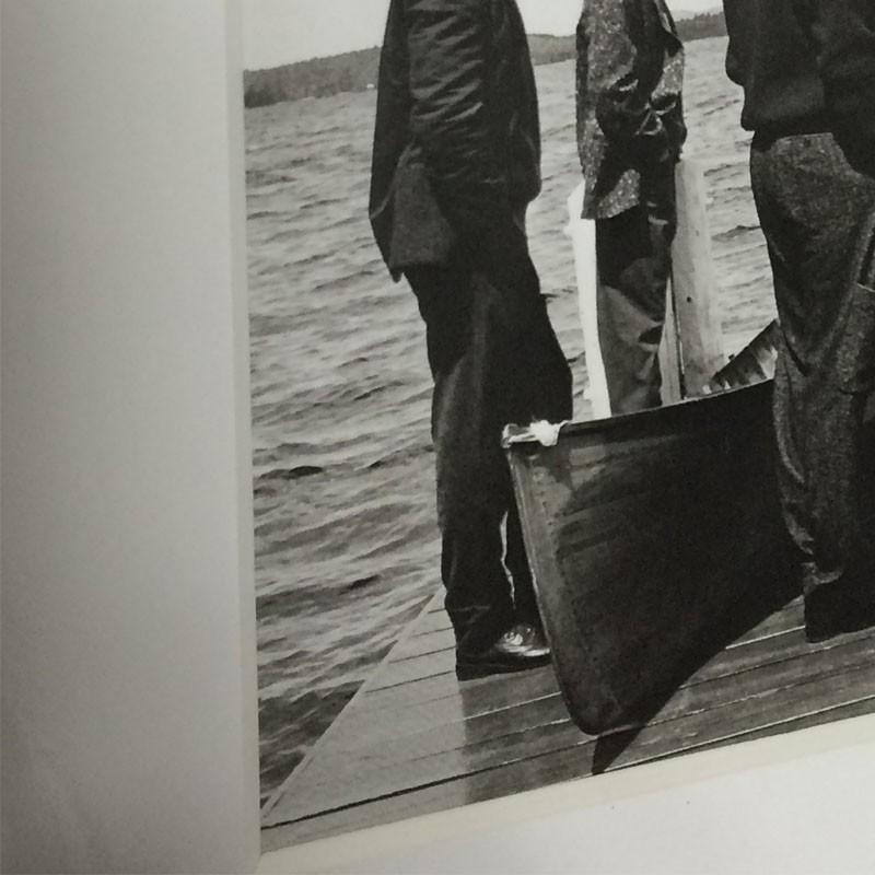 ポスター アート 額装品/ブルースウェーバー/Boys On The Dock At Loeb Camp 1983（ブルースウェーバー） 額装品 アルミ製ハイグレードフレーム｜aziz｜03