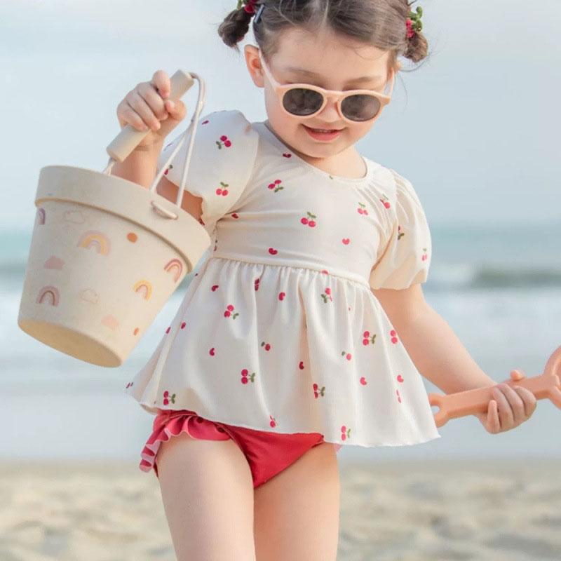 (*る様 保育園着　まとめ売り　24点　セット 保育園 水着 セパレート 女の子 幼稚園 プール 海 水遊び ガーリー