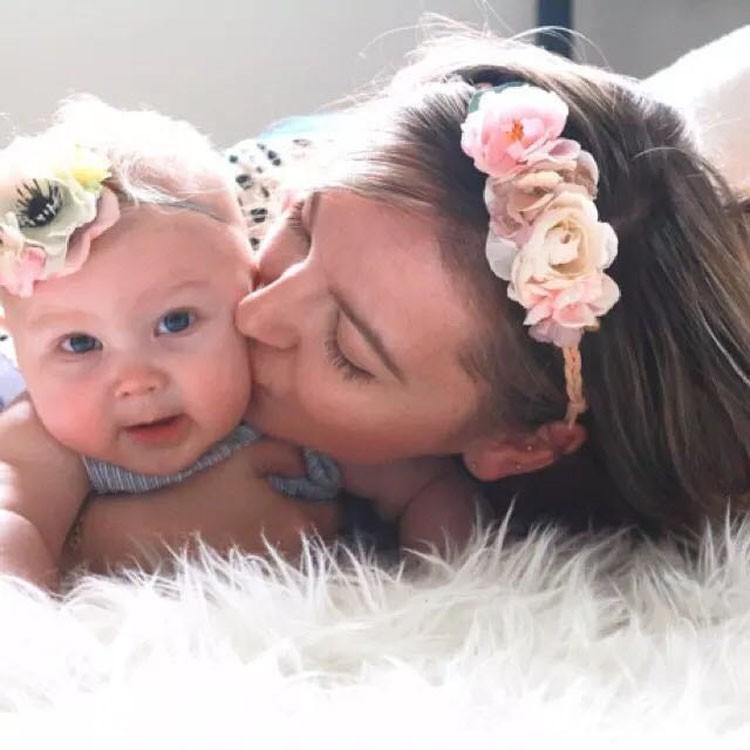 母娘お揃いコーデ 髪飾り ヘアーバンド 親子 お洒落 ヘッドドレス ヘアアクセサリー 女の子 フォトブックマタニティフォト お揃い コーディネート 写真撮影 Yfskmnoykkkn アズナ 通販 Yahoo ショッピング