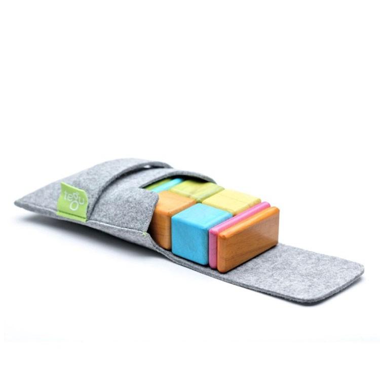 【箱付】tegu マグネティックブロックス　130ピース The Classroom Kit Magnetic Wooden Blocks Bulk Pack 130