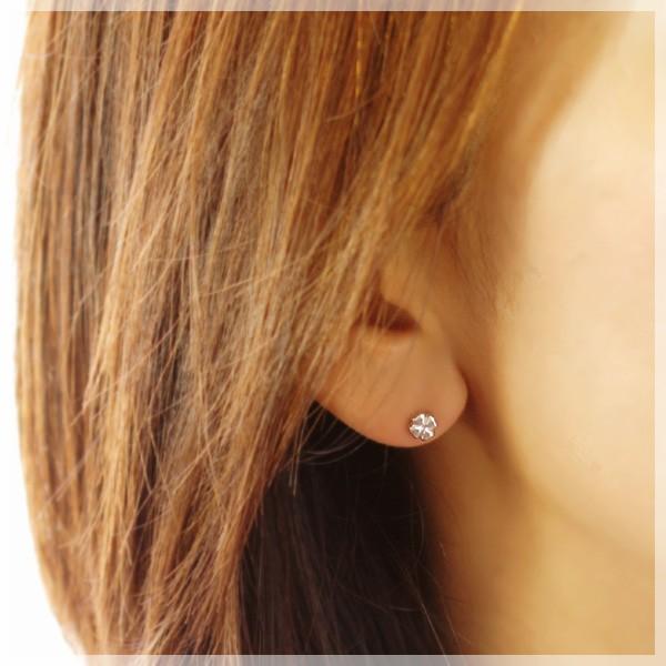 セカンドピアス 四つ葉のクローバー 軸太ポスト0.9mm スタッドピアス 