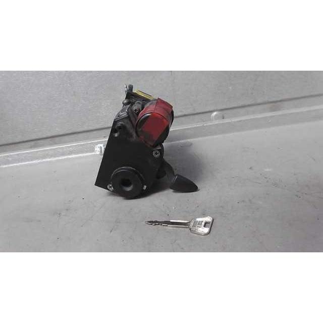 ジョグZR SA16J-401 の メインキー リモコン用 3 *1406255198 中古