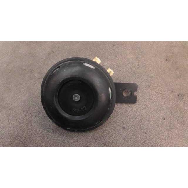 アクシスZ SED7J-003xxx の ホーン *1544148601 中古 : バイクパーツ
