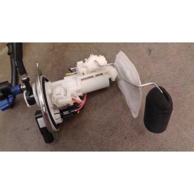 アクシスZ SED7J-003 の 燃料ポンプ *1544149501 中古 : バイクパーツ