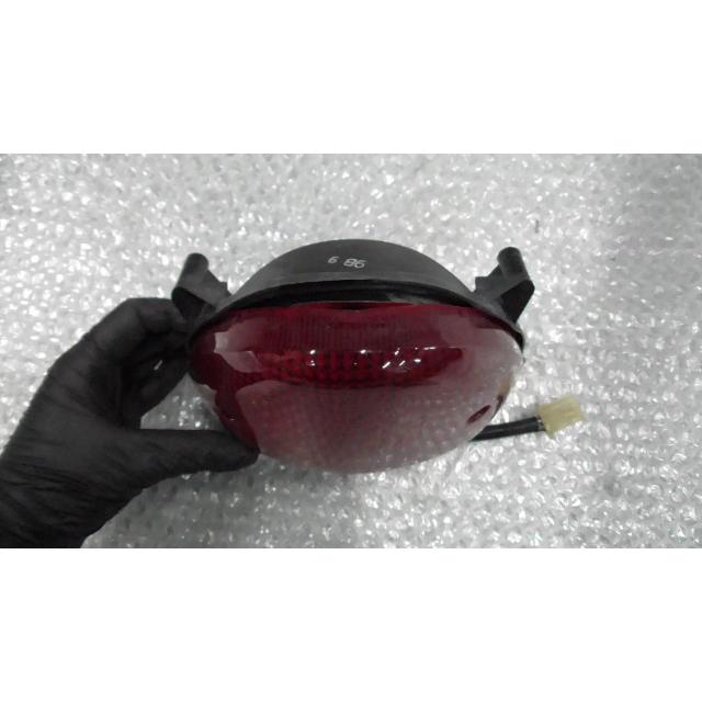 アヴェニス125 CF43A-100xxx の テールランプ *1570508181 中古
