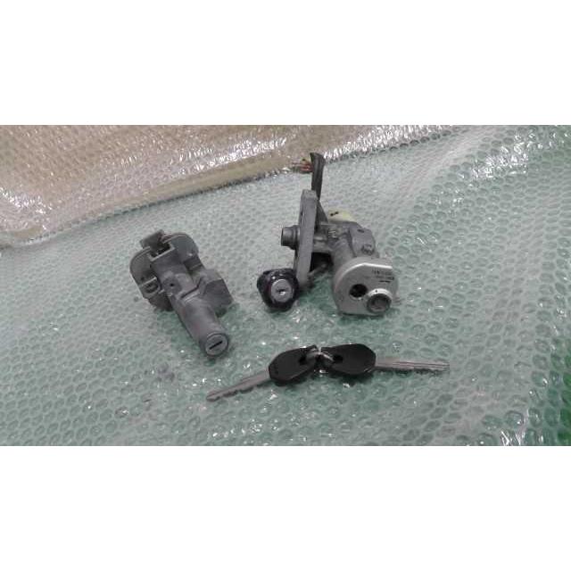 ZZ(ジーツー)CA1PB 109xxx の 50cc キーセット 3/3 の キーセット *1573197055 バイク ZZ(ジーツー)CA1PB 109xxx の 50cc キーセット 3/3 の キーセット *1573197055 バイク