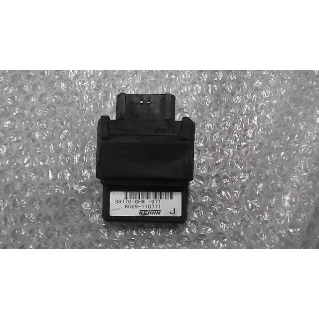 リード110 JF19-1009xxx の CDI *1574217142 中古 : バイクパーツCITY
