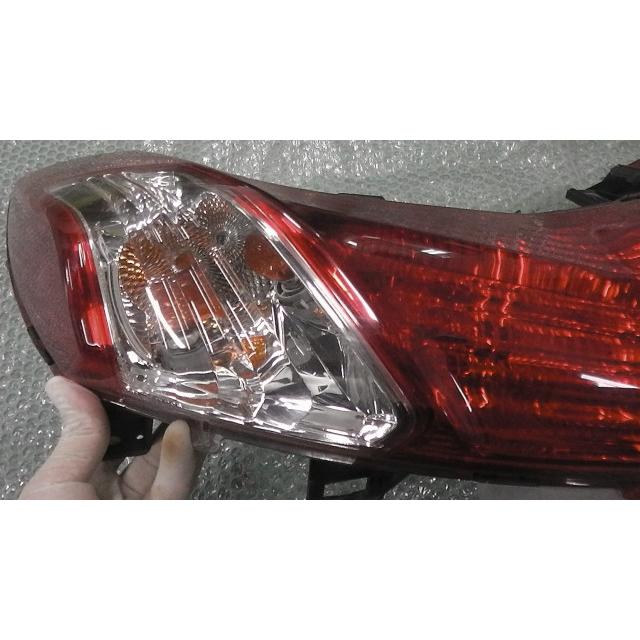 マジェスティ250 SG20J-001xxx の テールランプ *1599789507 中古