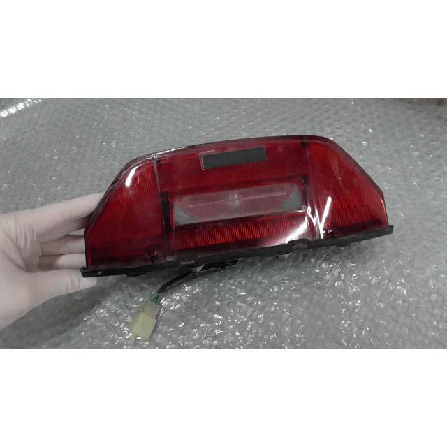 VTZ250 MC15-1064xxx の テールランプ *1602814923 中古 : バイク