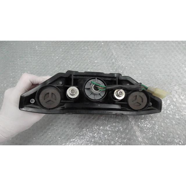 VTZ250 MC15-1064xxx の テールランプ *1602814923 中古 : バイク