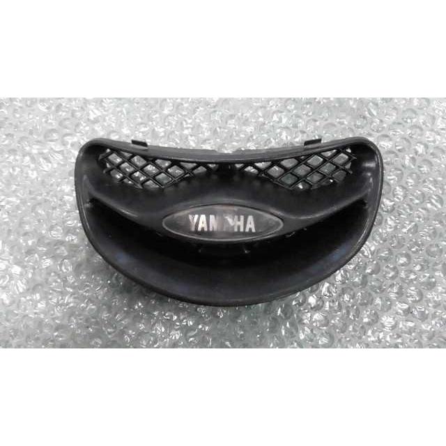 グランドアクシス フロント周り中古品 グランドアクシス100 SB06J-208xxx の フロントグリル *1603163738