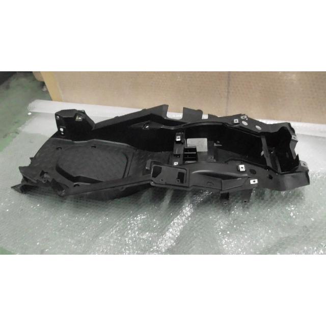 ズーマーX JF52-1001xxx の メットインボックス *1607056107 中古