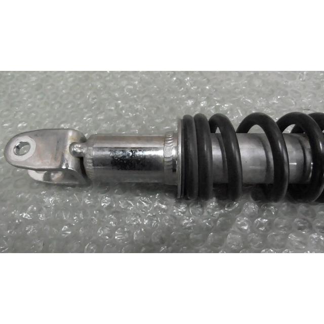 アクシスZ SED7J-008xxx の リアサスペンション *1610693954 アクシスZ SED7J-008xxx の リアサスペンション *1610693954