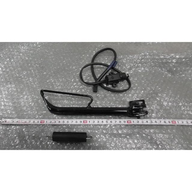アクシスZ SED7J-008xxx の サイドスタンド *1611019809 中古 アクシスZ SED7J-008xxx の サイドスタンド *1611019809 中古