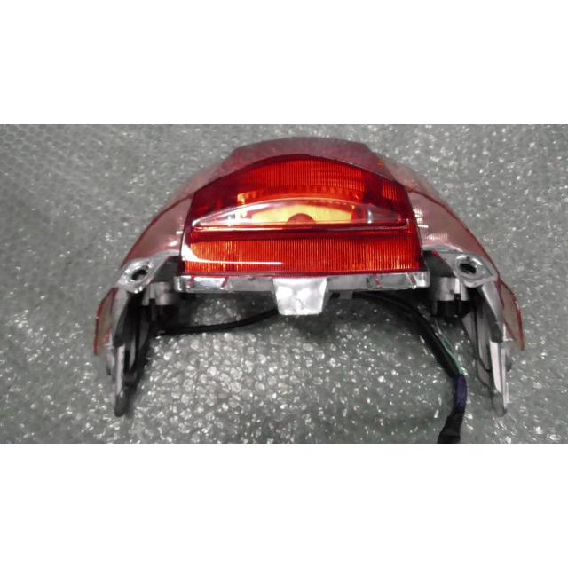 アドレス125 DT11A-106xxx の テールランプ 傷 *1611710267 中古
