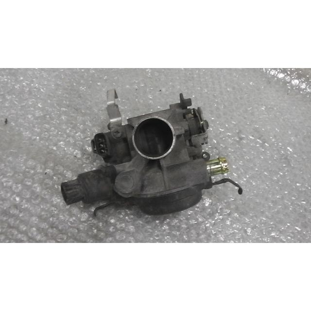 グランドマジェスティ250 SG15J-006 の スロットルボディ *1614823038