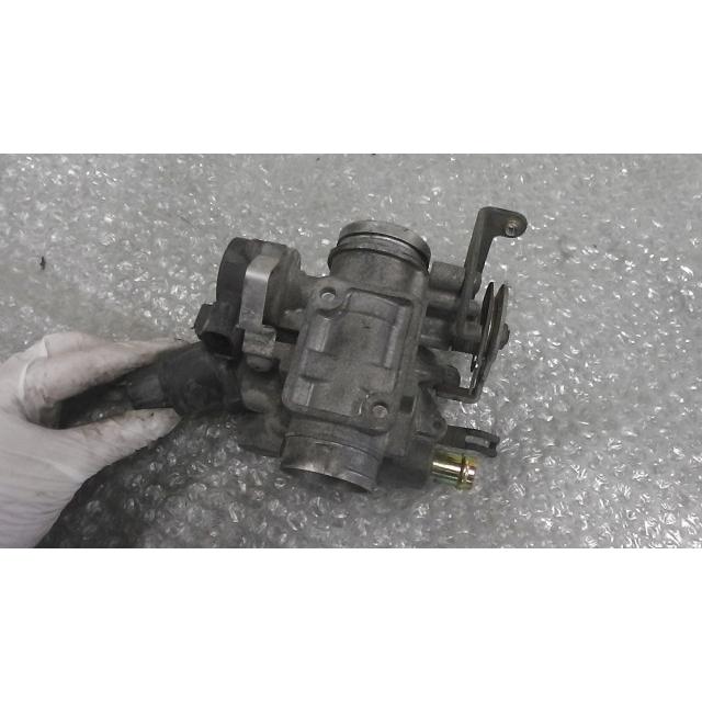 グランドマジェスティ250 SG15J-006 の スロットルボディ *1614823038