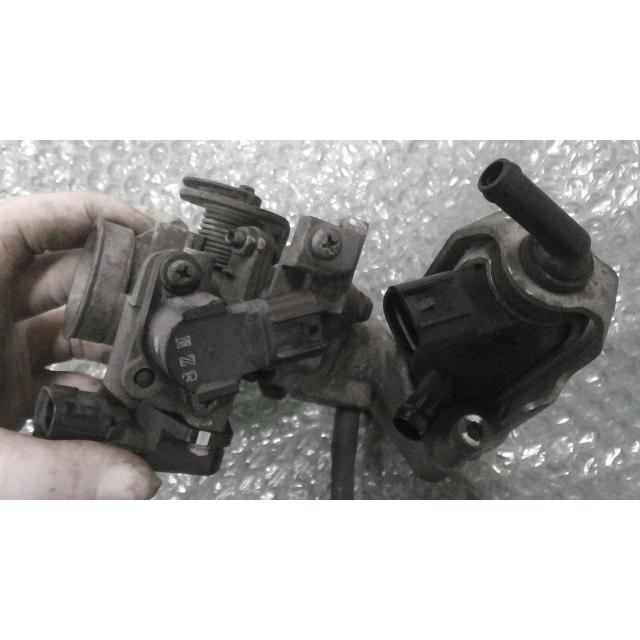 アドレスV50 CA44A の スロットルボディ インジェクター *1618534868