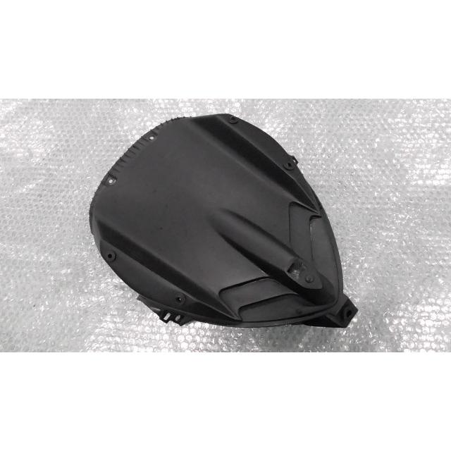 マジェスティ250 SG03J マジェスティ250 SG20J-018xxx の メーターバイザー *1621563215 中古