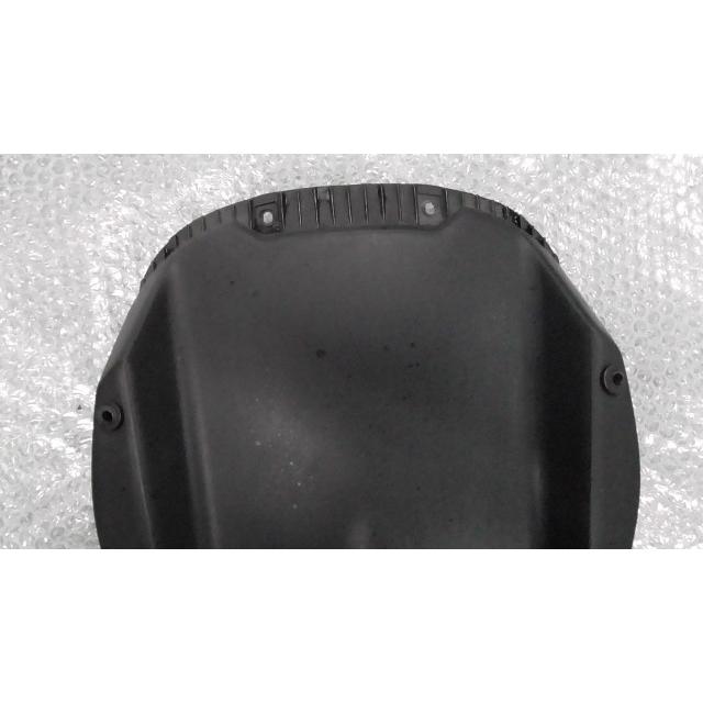 マジェスティ250 SG20J-018xxx の メーターバイザー *1621563215 中古