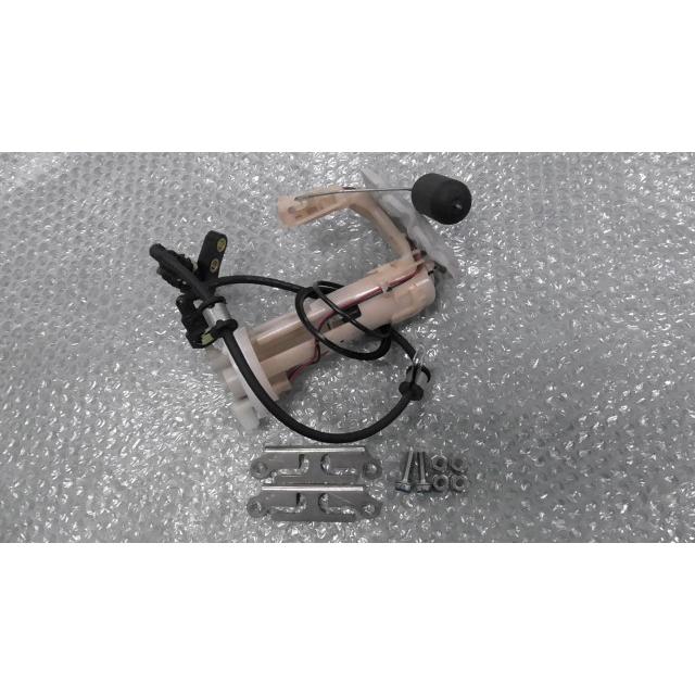 PCX ESP JF28-1108xxx の フューエル ポンプ *1621909698 中古