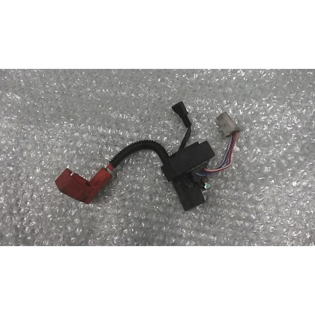 バーグマン200 CH41A-701xxx の セルモーターリレー *1622164478 中古